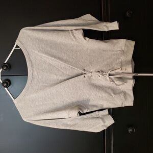 Juicy Couture Light Gray Knit Top
